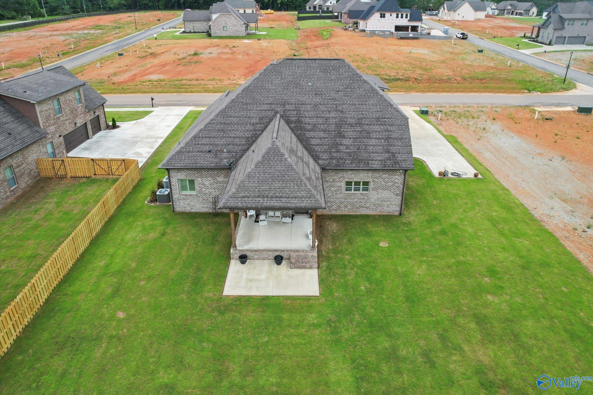 16082 Darby Drive, Athens, Alabama image 46