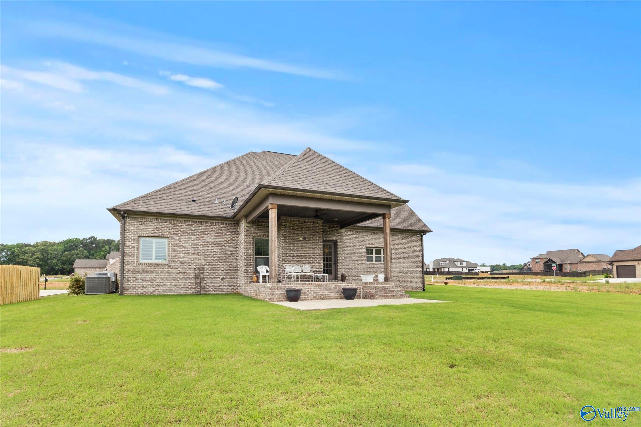 16082 Darby Drive, Athens, Alabama image 37