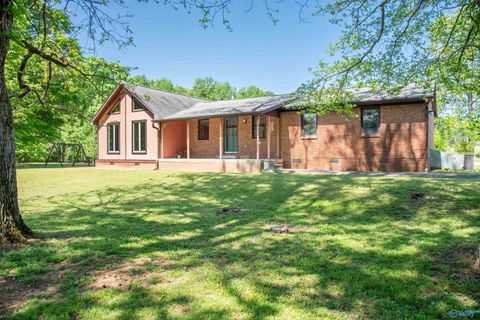 Homes For Sale - 24187 Mooresville Road<br/> Athens, AL 35613