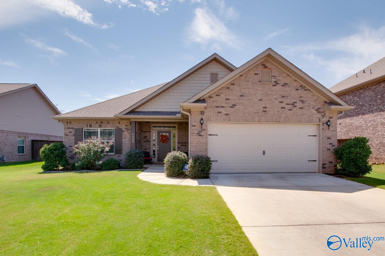 4304 Adventura Drive, Owens Cross Roads, Alabama image 1