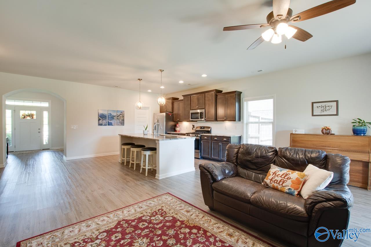 4304 Adventura Drive, Owens Cross Roads, Alabama image 12