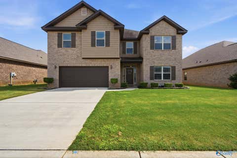 Homes For Sale - 216 Iron Circle<br/> Meridianville, AL 35759