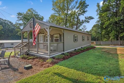 Homes For Sale - 375 Whitaker Drive<br/> Grant, AL 35747