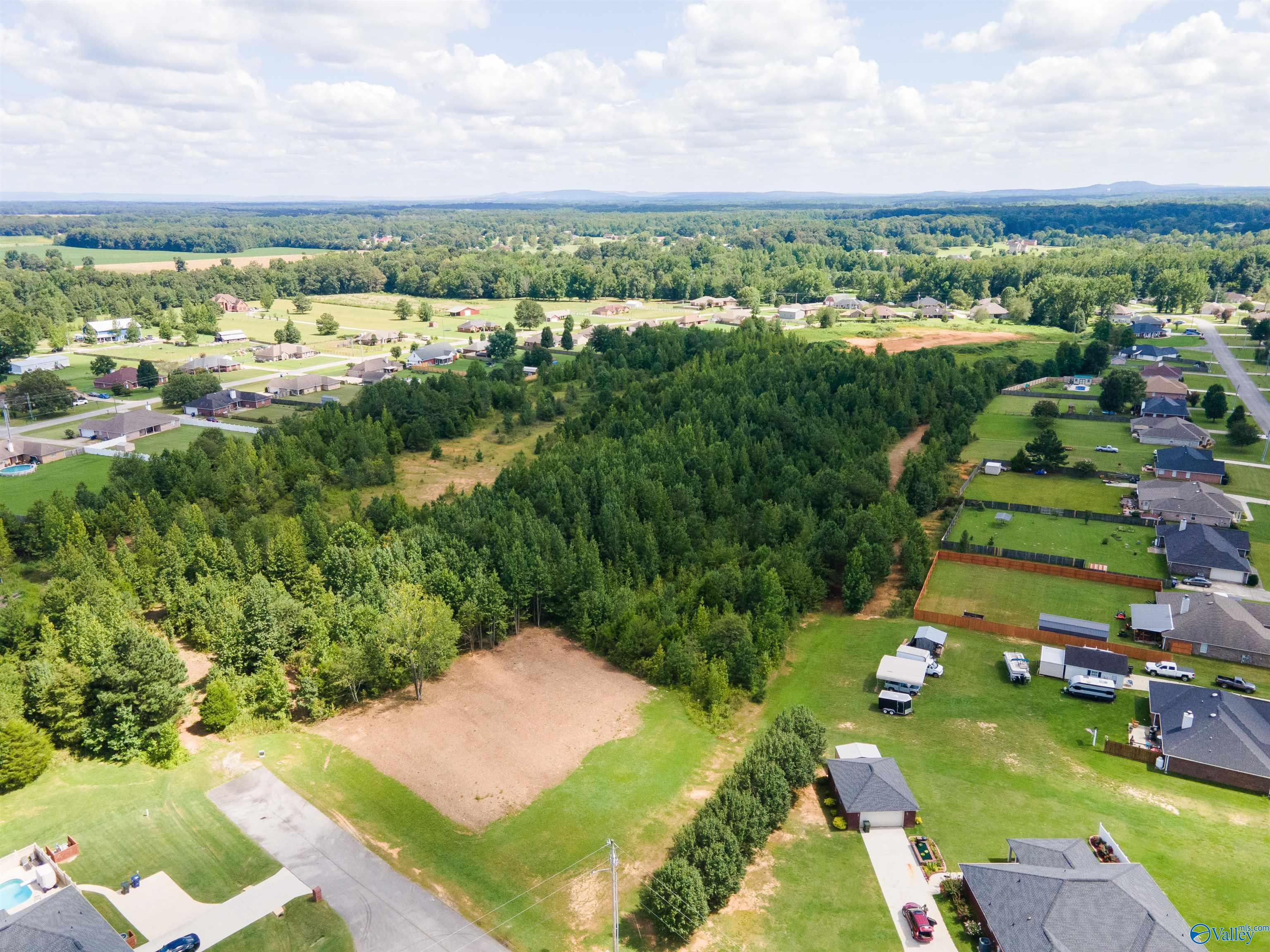 12.88 Acres Edgebrook Drive, Ardmore, Alabama image 17