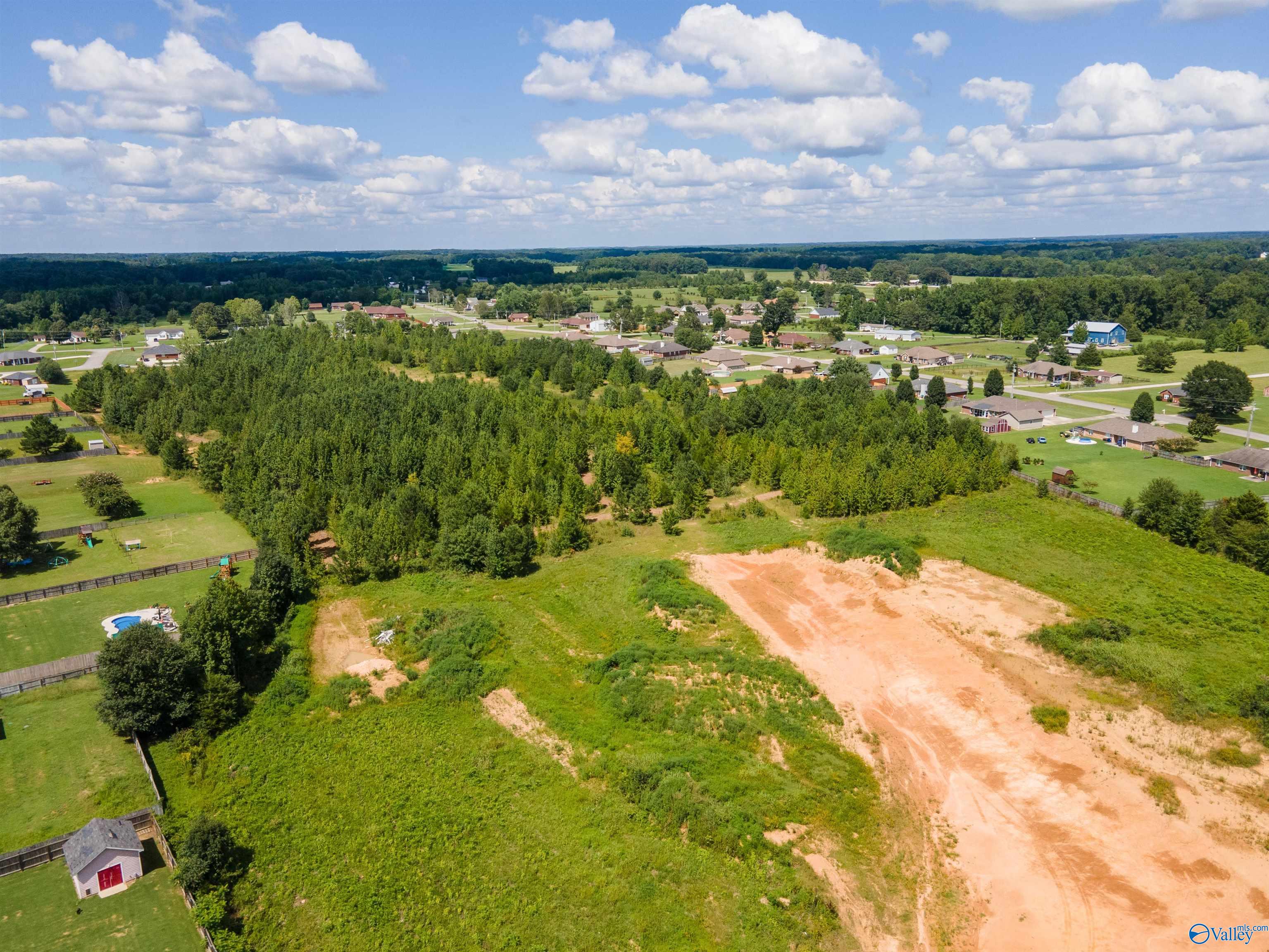 12.88 Acres Edgebrook Drive, Ardmore, Alabama image 9