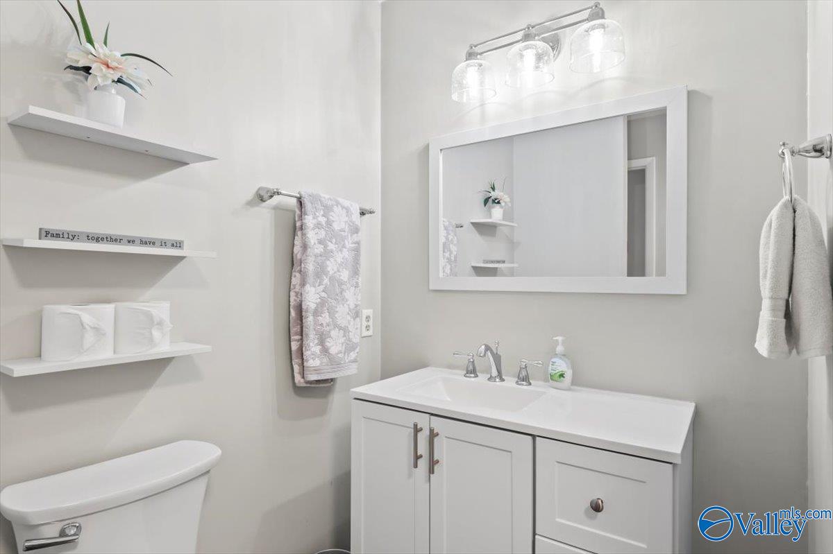 103 Meadowood Lane, Albertville, Alabama image 25