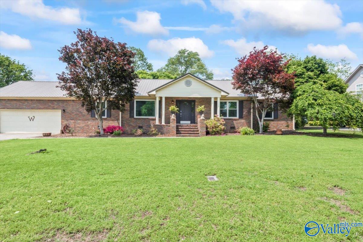 103 Meadowood Lane, Albertville, Alabama image 1