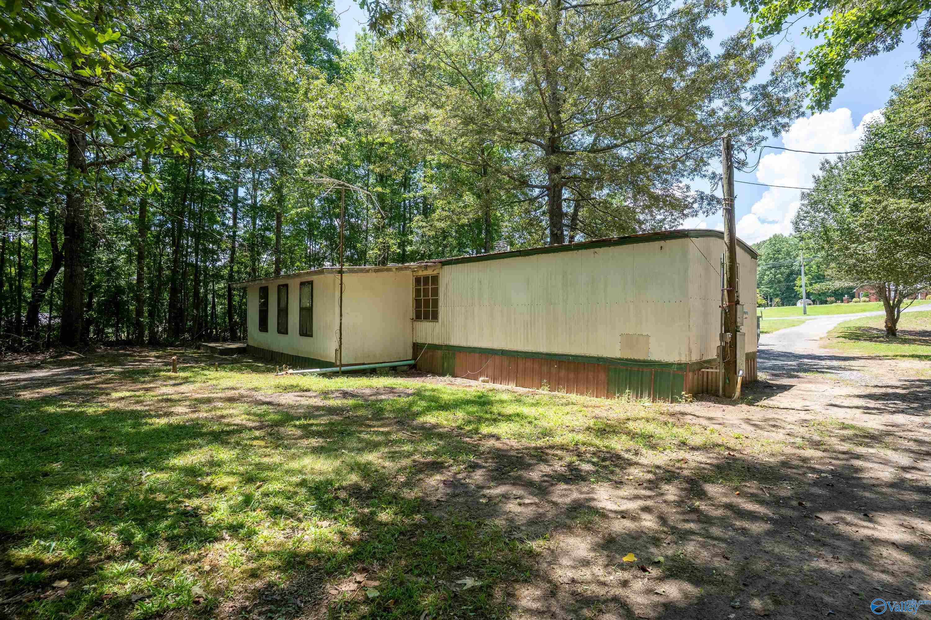 Henagar, Alabama 35978, United States, 2 Bedrooms Bedrooms, ,2 BathroomsBathrooms,Residential,Active,173571