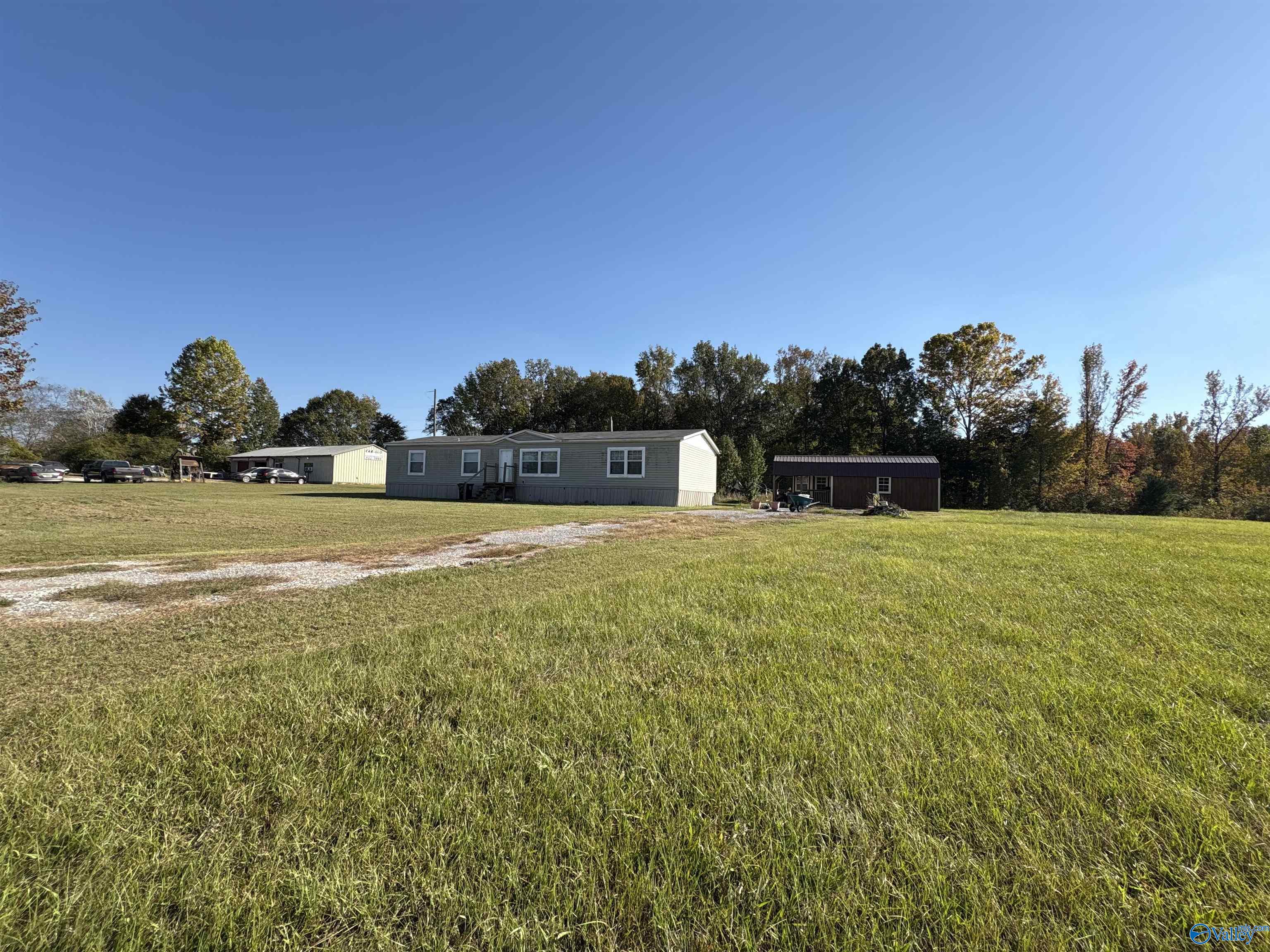 138 County Road 228, Trinity, Alabama image 7