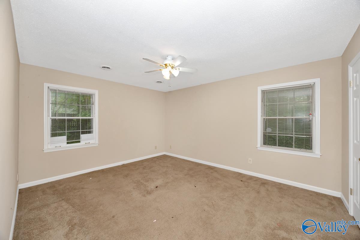10115 SE Bluff Drive, Huntsville, Alabama image 19