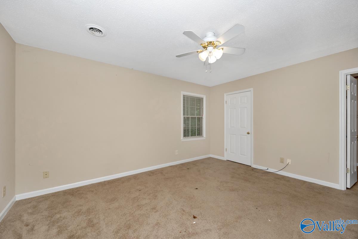 10115 SE Bluff Drive, Huntsville, Alabama image 20