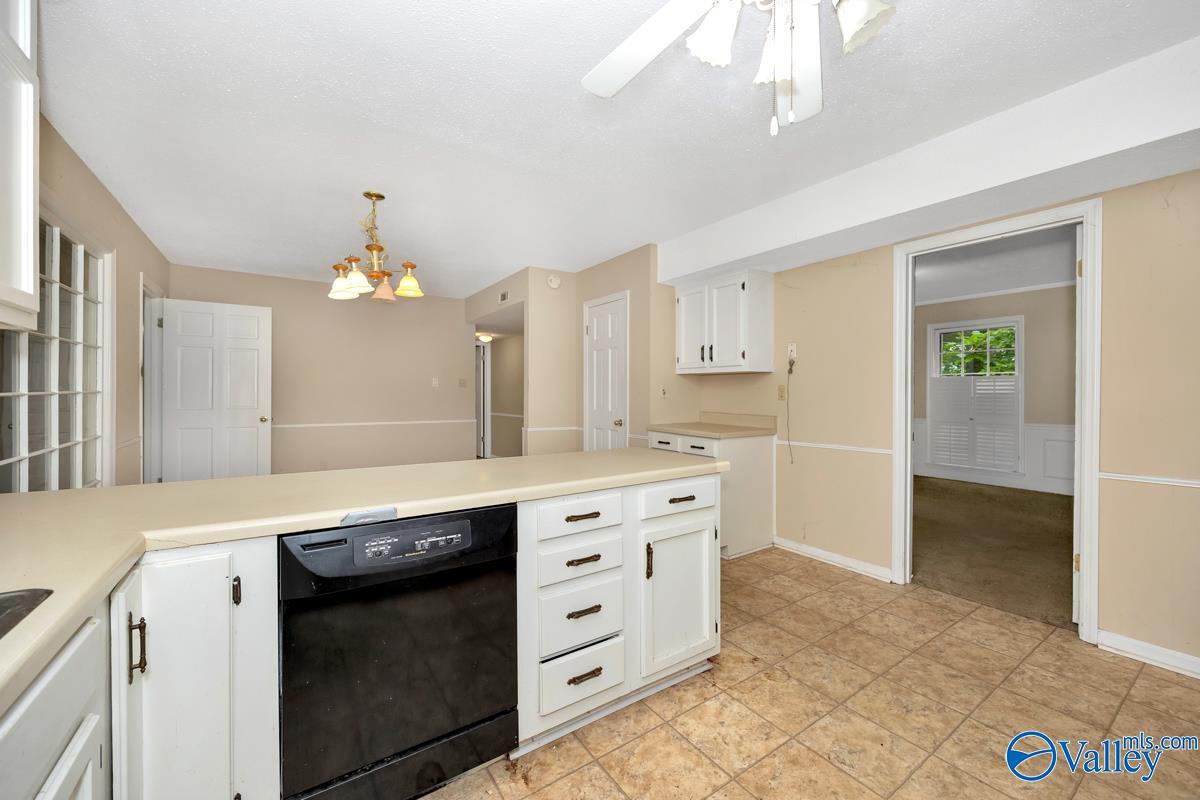 10115 SE Bluff Drive, Huntsville, Alabama image 11