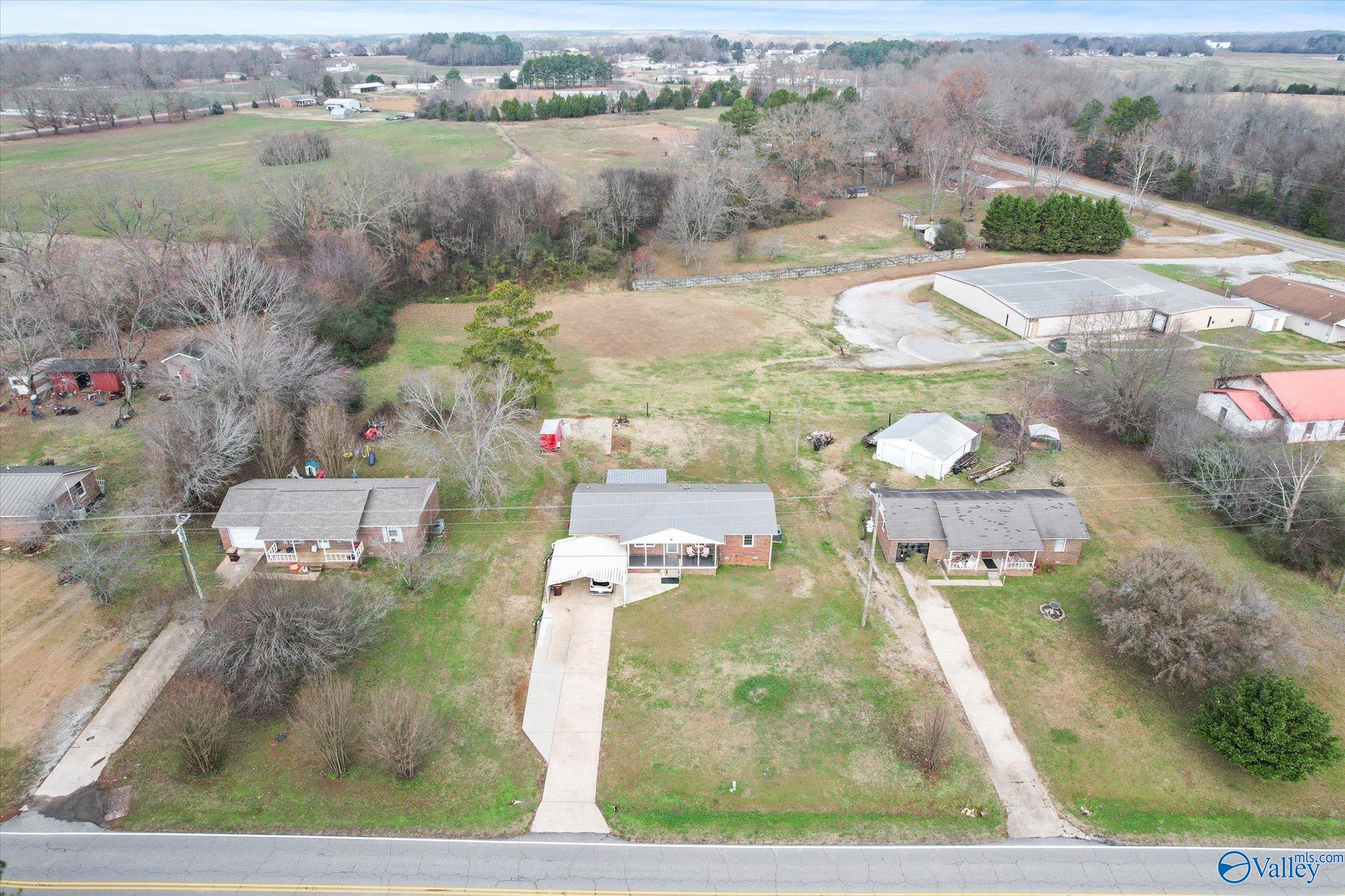 15435 Elk River Mills Road, Athens, Alabama image 29