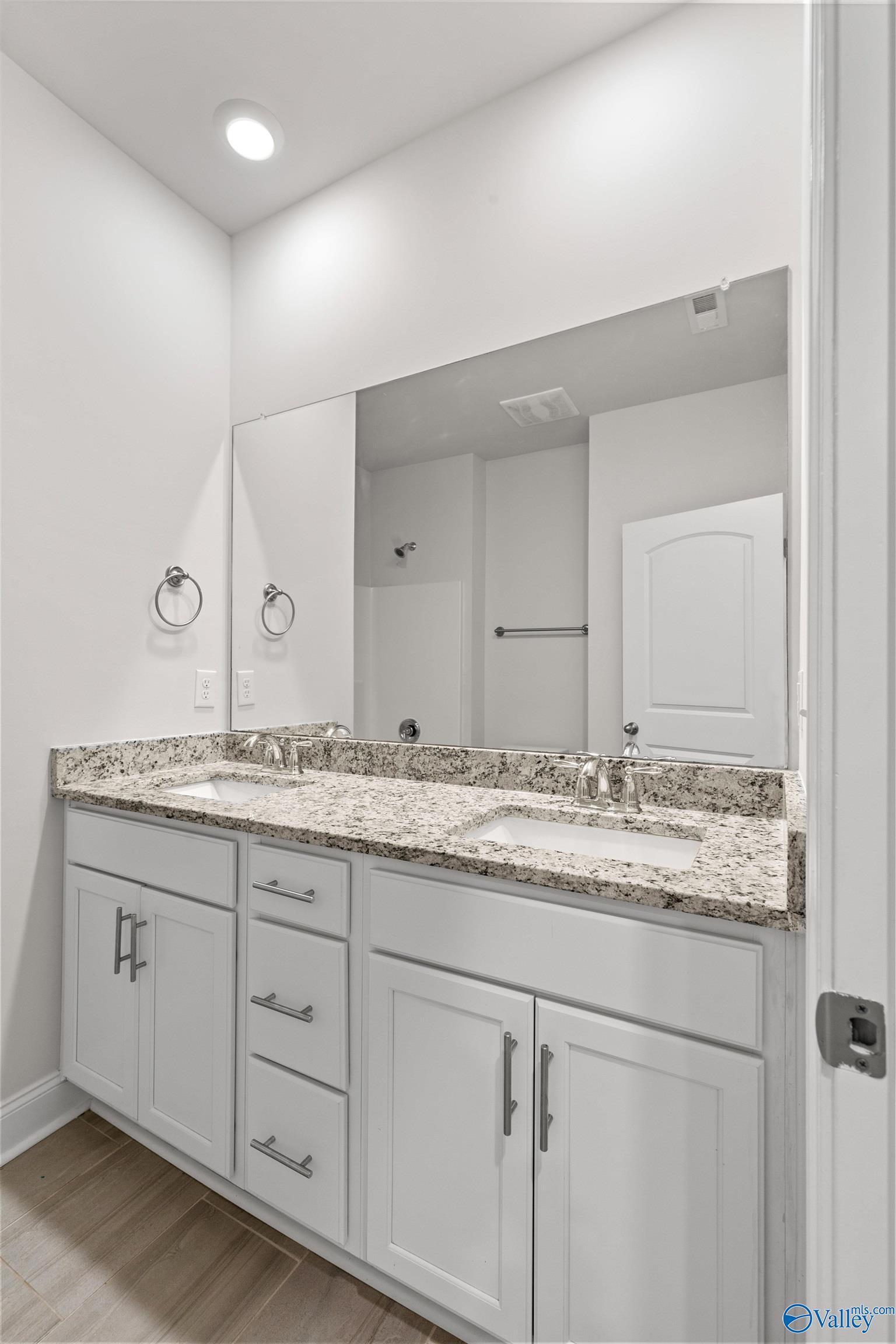 520 W West River Landing Blvd, Madison, Alabama image 26