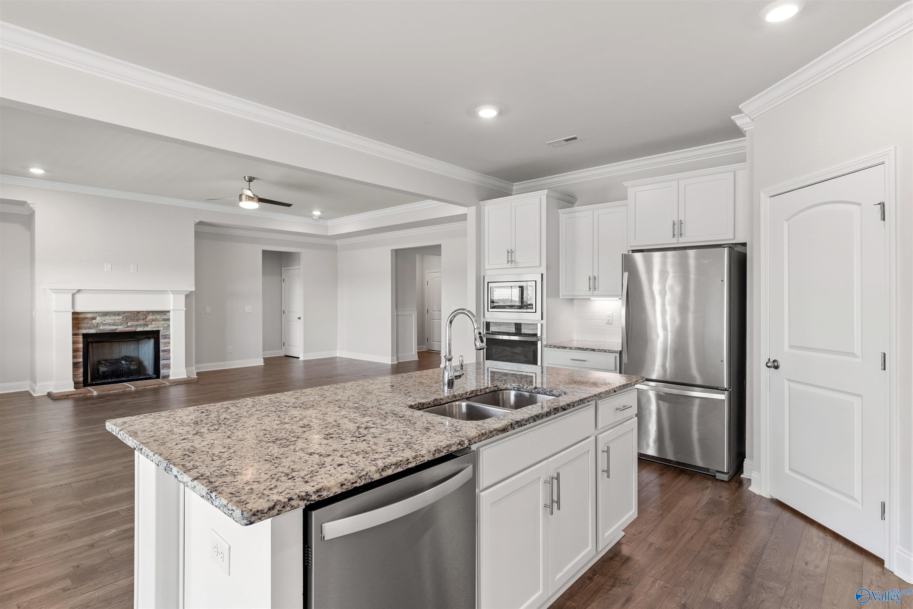 520 W West River Landing Blvd, Madison, Alabama image 10