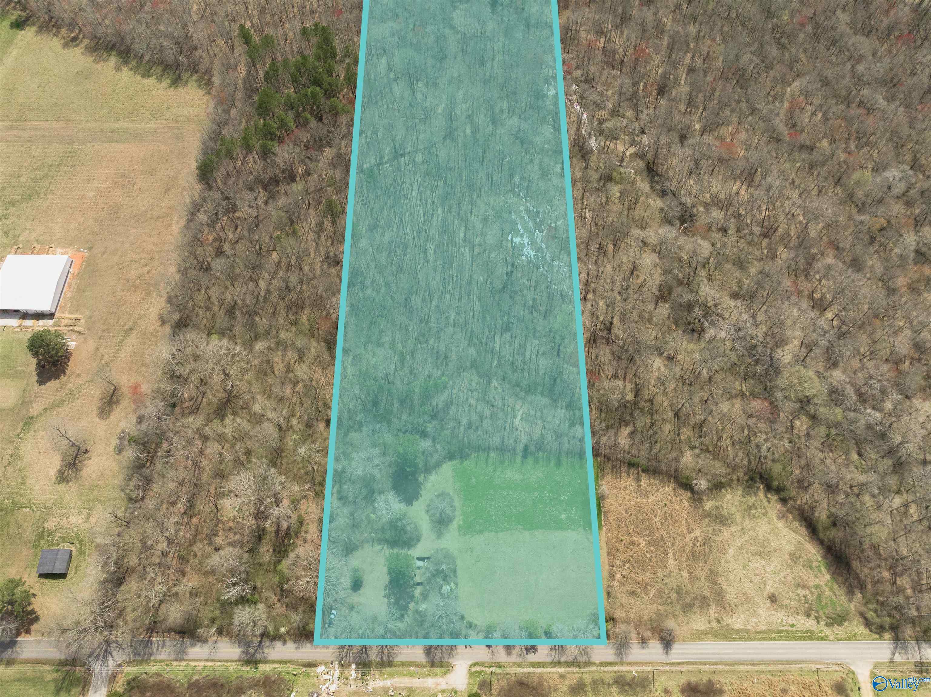 Land On Bobo Section Road, Hazel Green, Alabama image 1