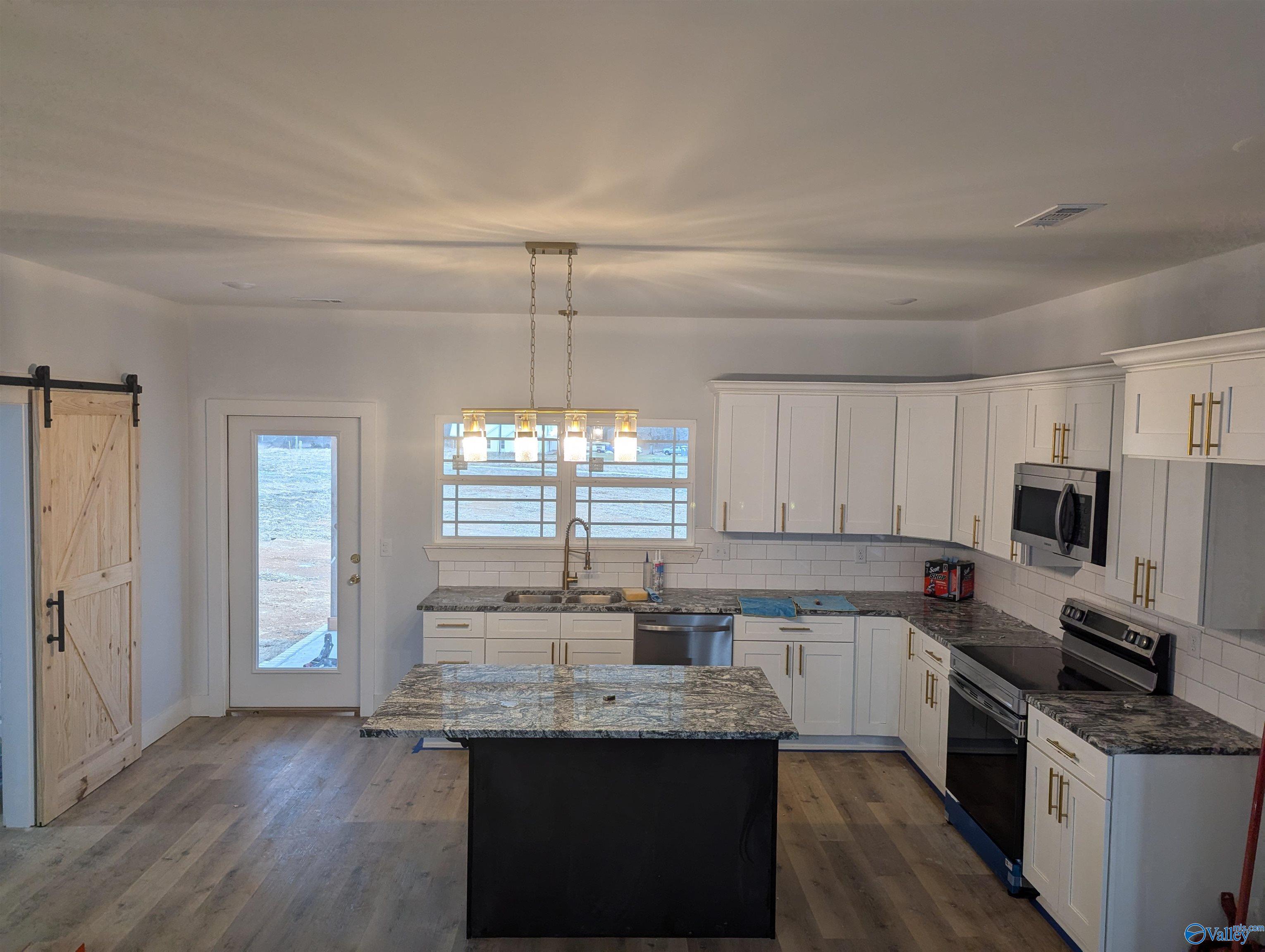 2878 Butler Road, New Market, Alabama image 4