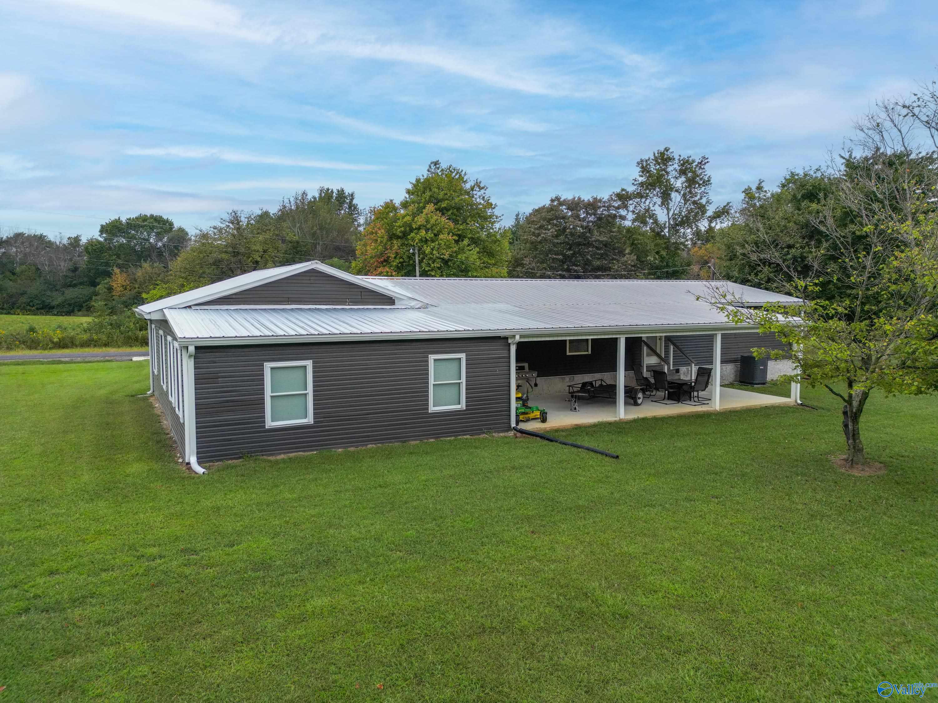 Flat Rock, Alabama 35966, United States, 3 Bedrooms Bedrooms, ,2 BathroomsBathrooms,Residential,Contingent,216630