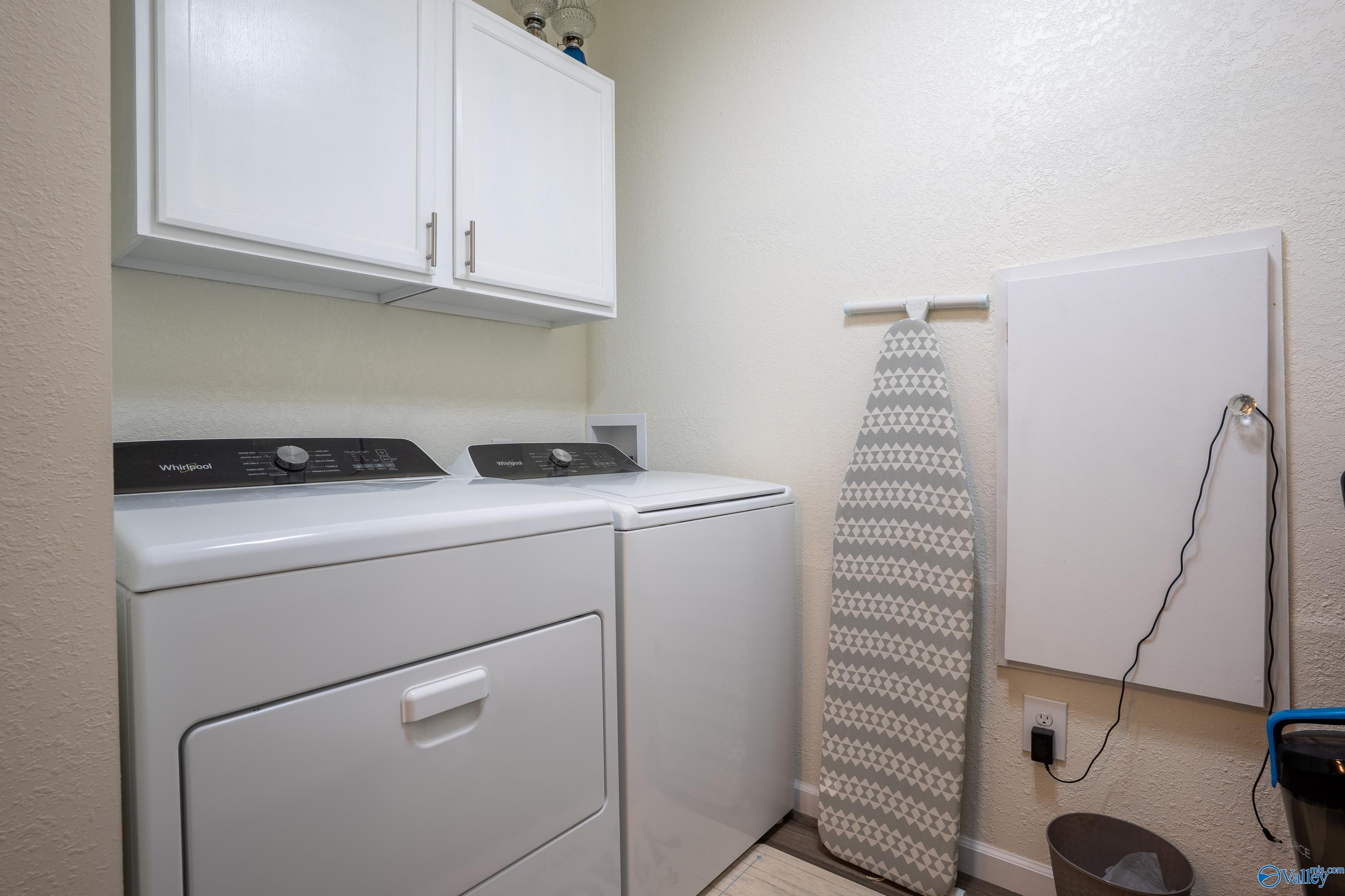 Flat Rock, Alabama 35966, United States, 3 Bedrooms Bedrooms, ,2 BathroomsBathrooms,Residential,Contingent,216630