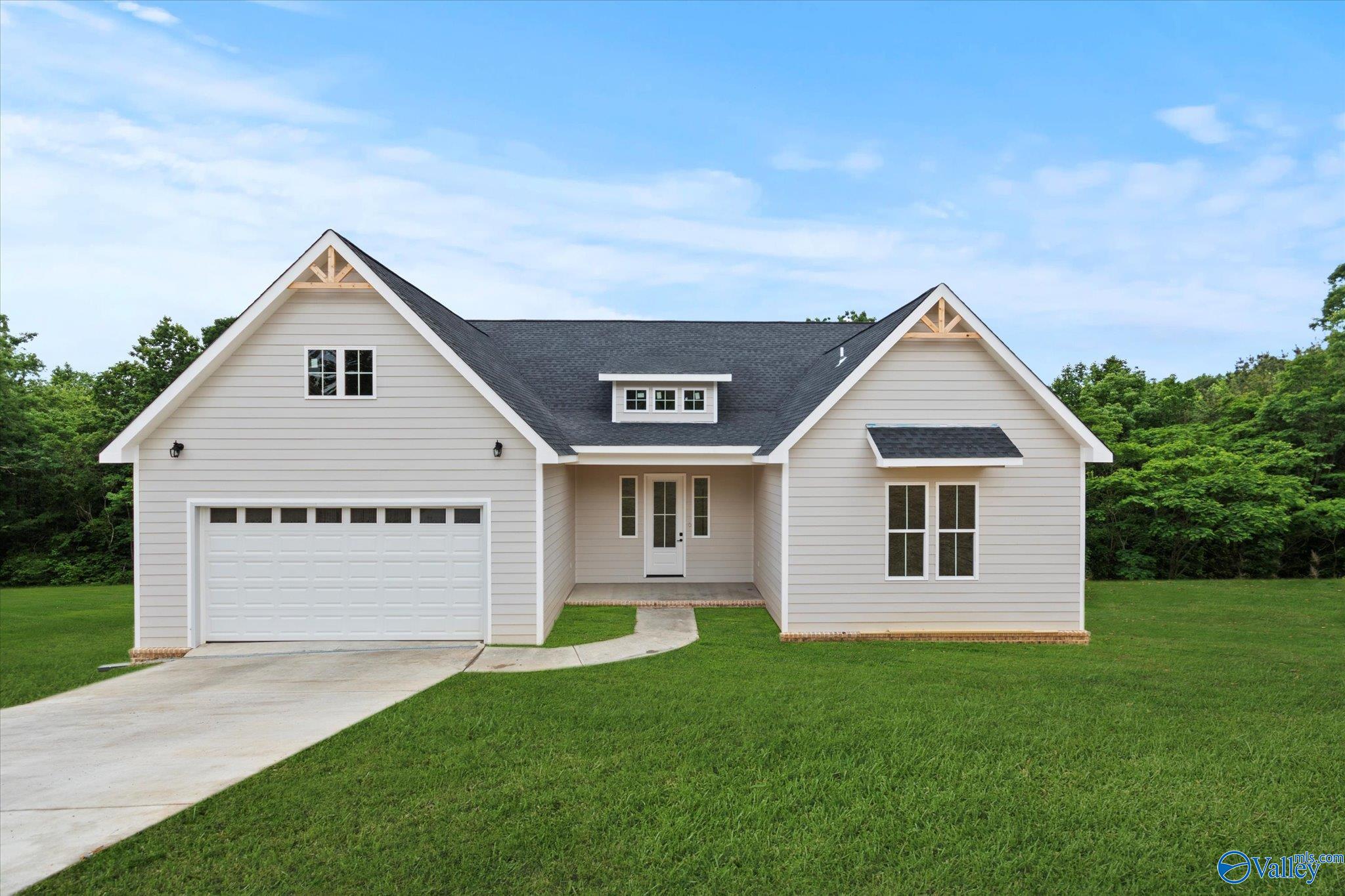 257 Tara Road, Guntersville, Alabama image 1