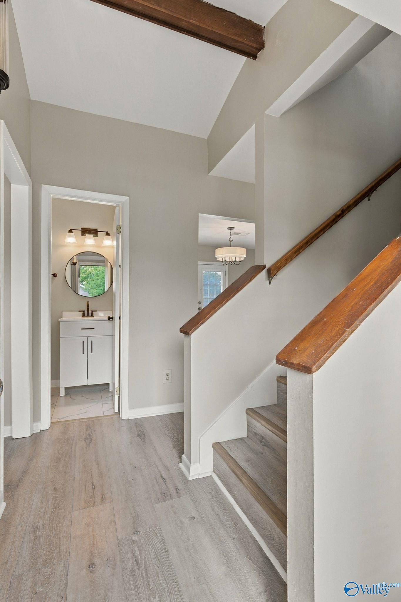 416 Summerview Drive