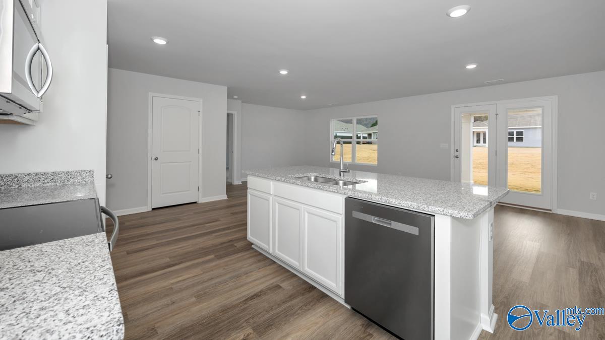 9900 Sequoyah Cove Drive, Owens Cross Roads, Alabama image 10