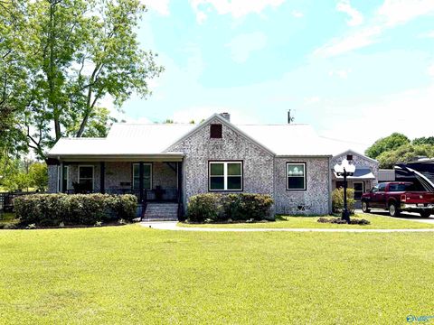 Homes For Sale - 1080 Garmon Road<br/> Gadsden, AL 35901