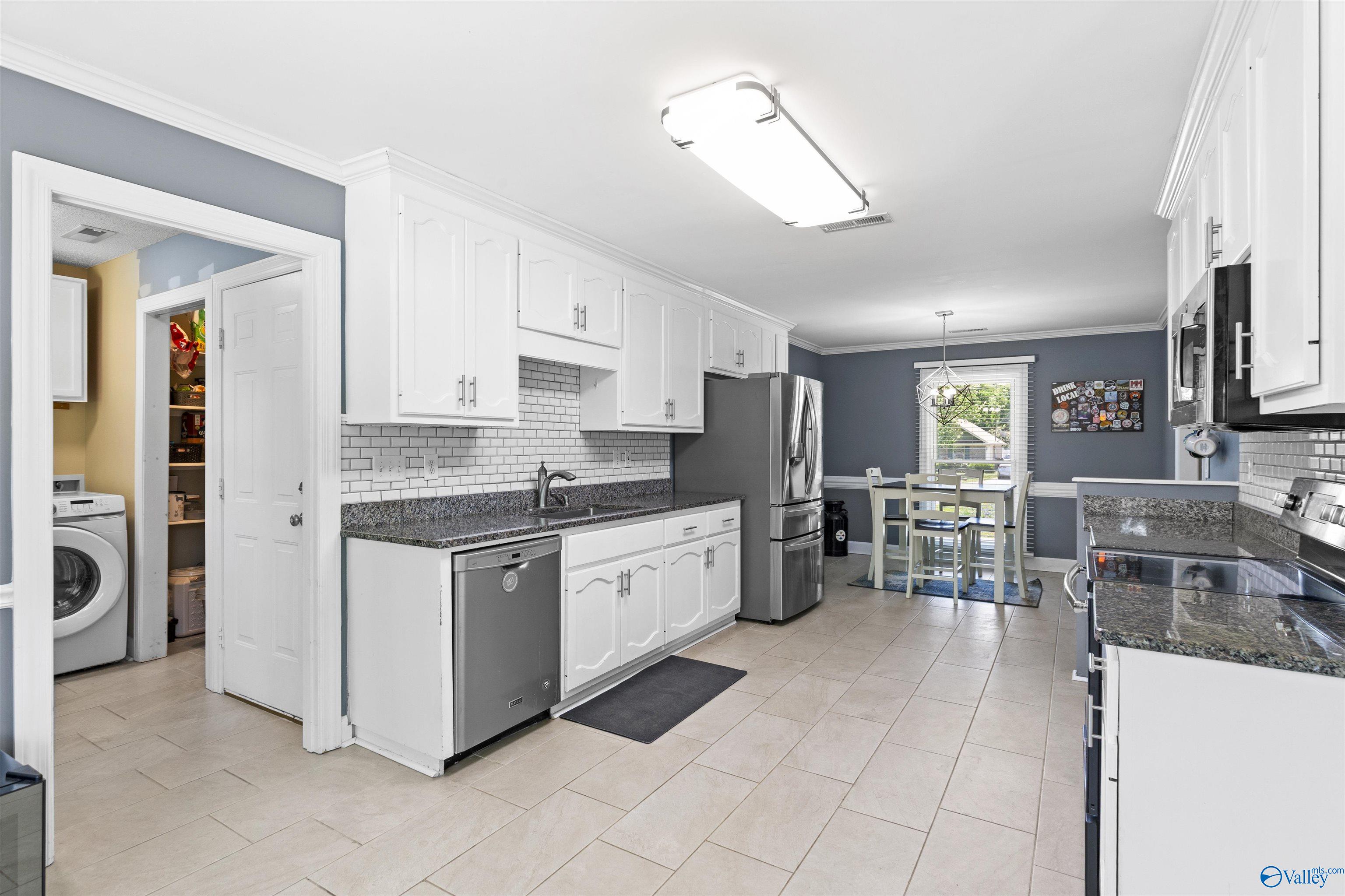 217 Sweet Bay Court, Harvest, Alabama image 17