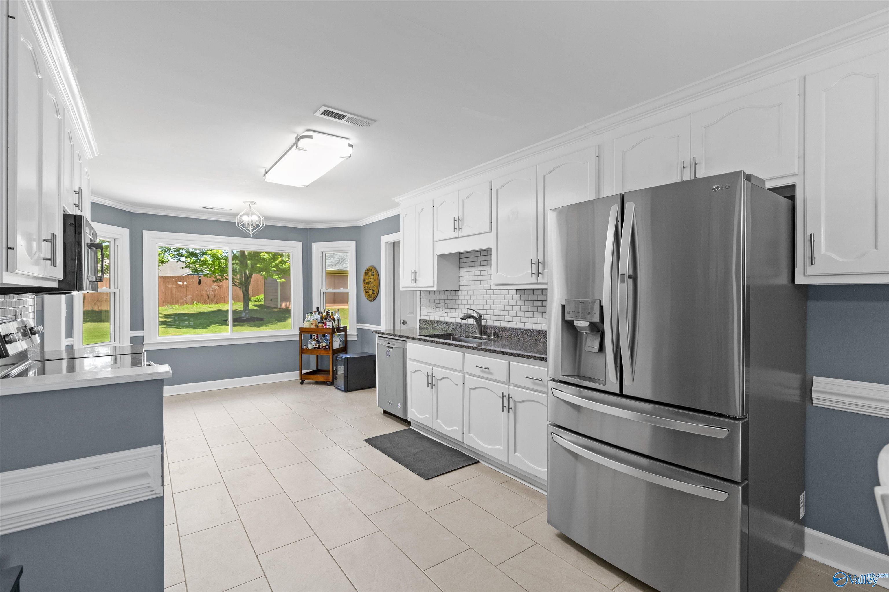217 Sweet Bay Court, Harvest, Alabama image 15