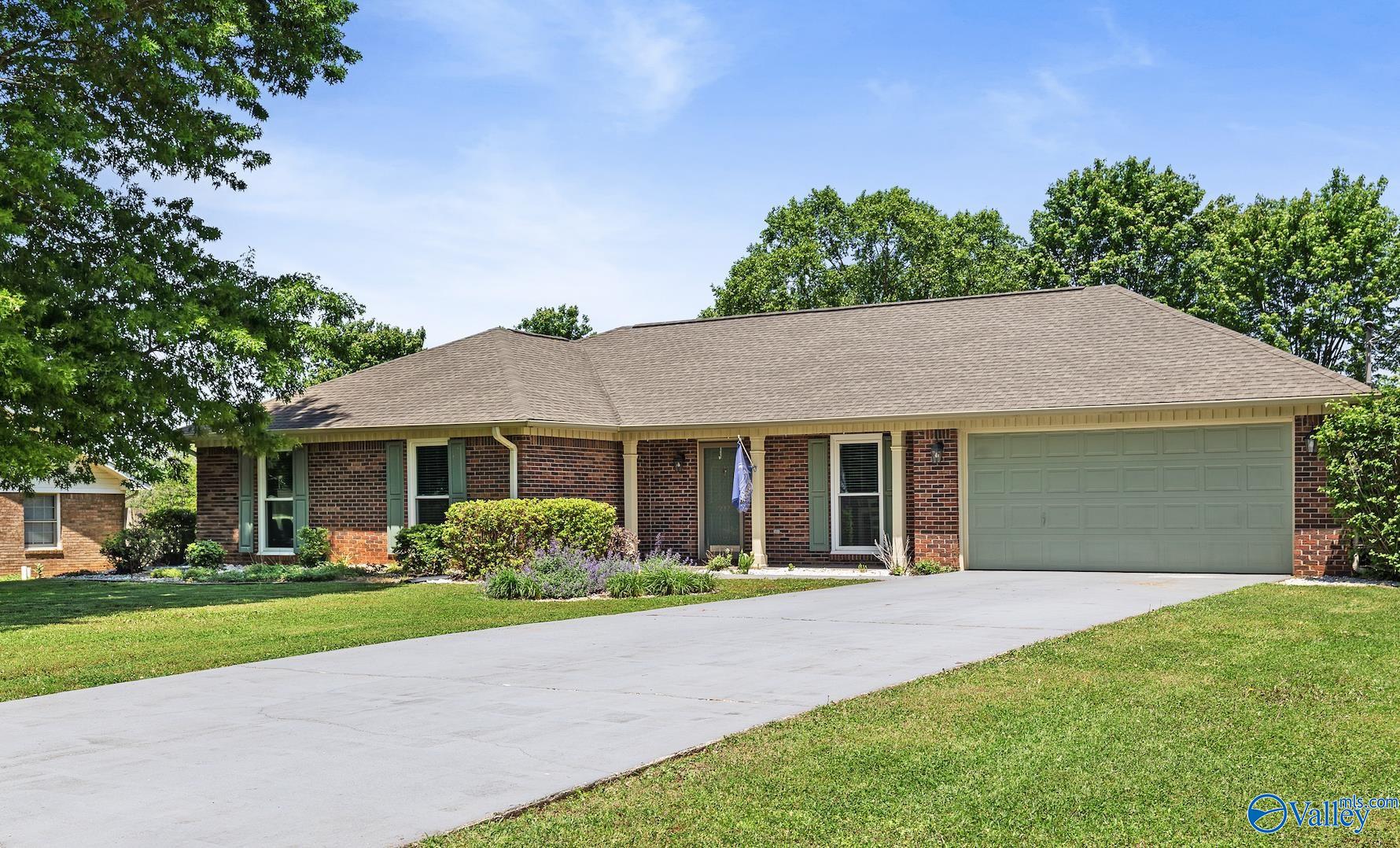 217 Sweet Bay Court, Harvest, Alabama image 1
