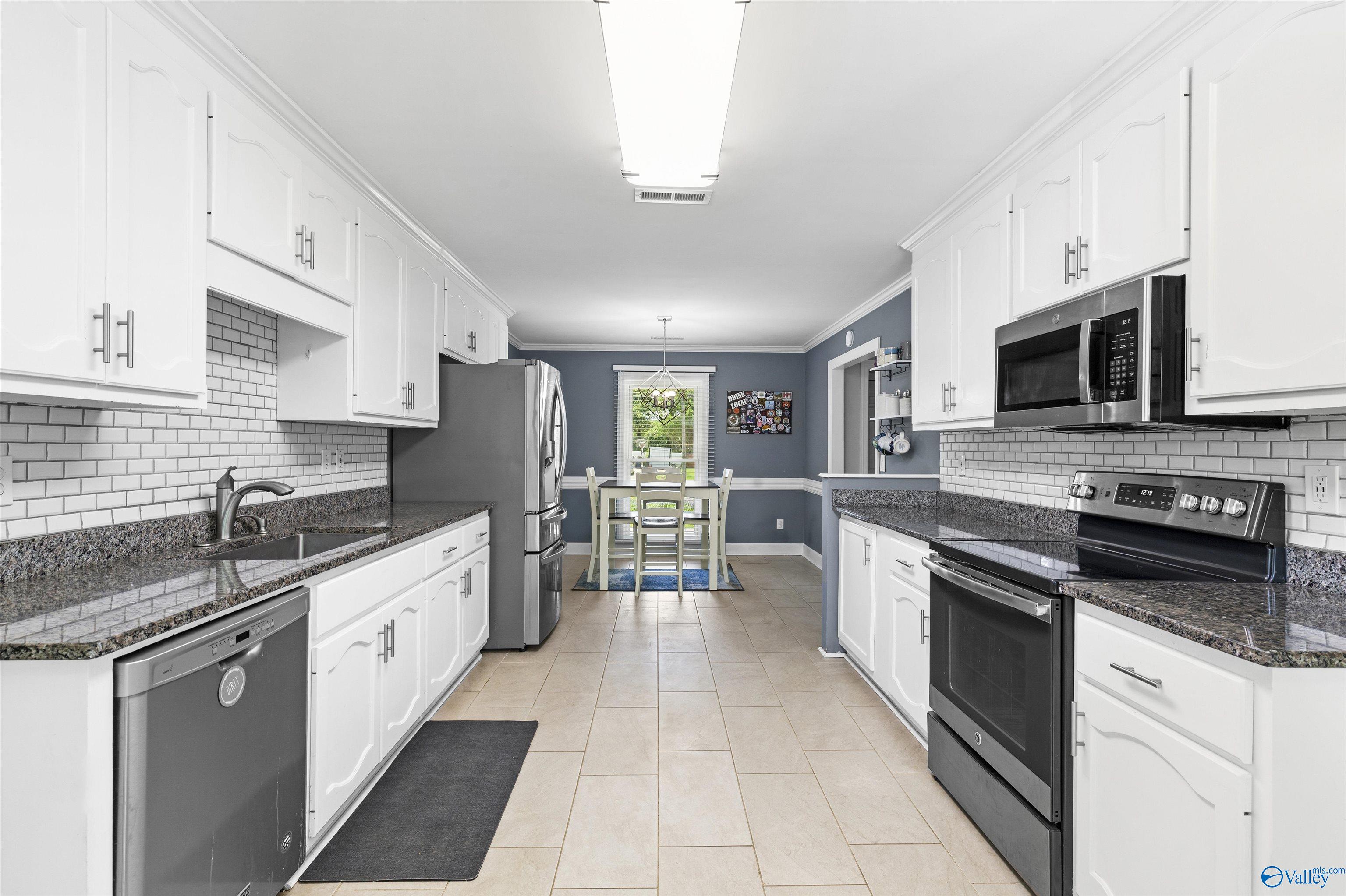 217 Sweet Bay Court, Harvest, Alabama image 13
