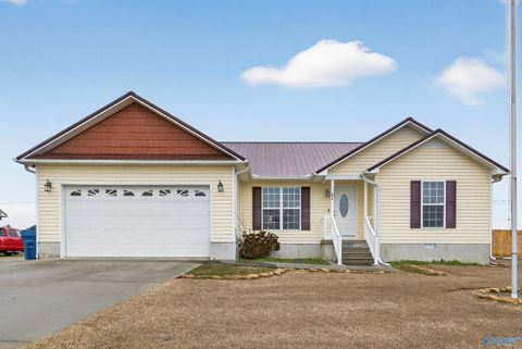 Photo of 92 Granite Circle, Albertville, AL 35950 (MLS # 21908284)