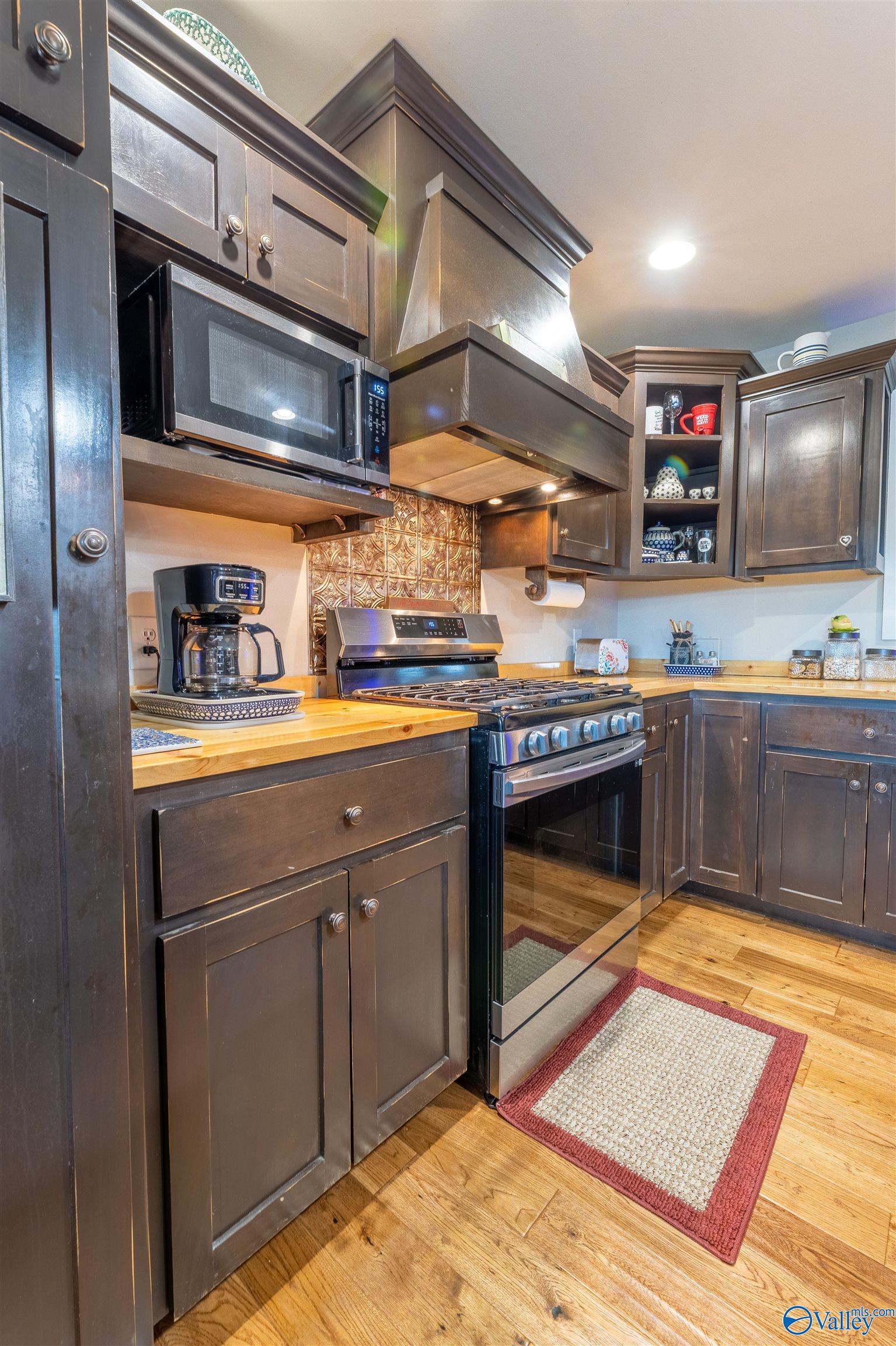 1658 Solitude Avenue, Albertville, Alabama image 22