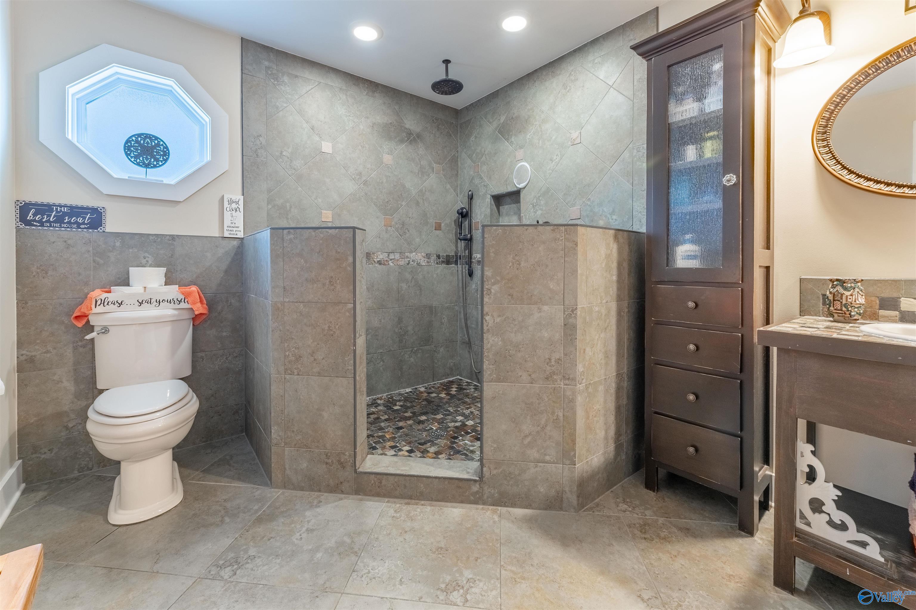 1658 Solitude Avenue, Albertville, Alabama image 32