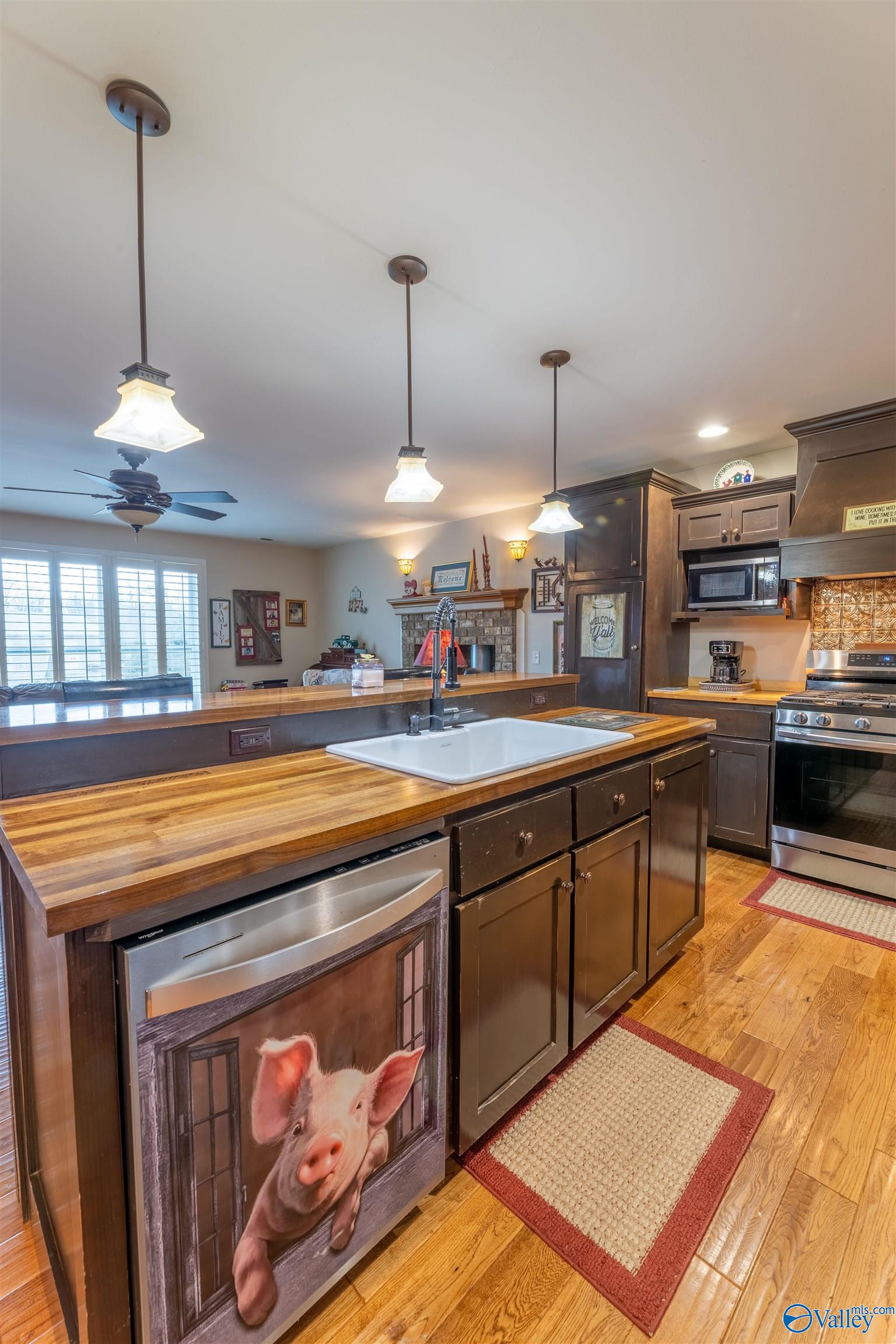 1658 Solitude Avenue, Albertville, Alabama image 23