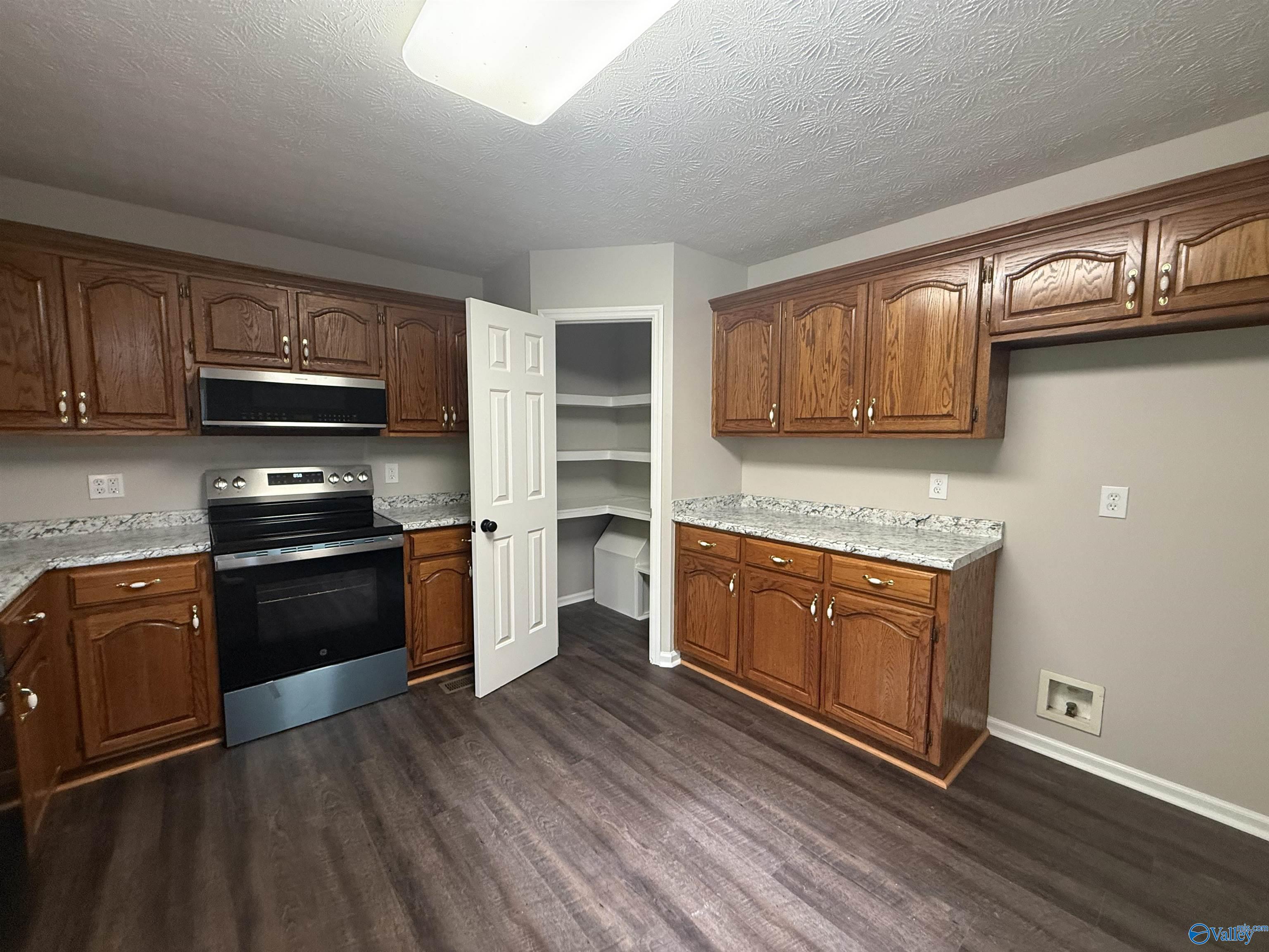 45 County Road 1424, Vinemont, Alabama image 7