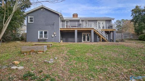 Photo of 241 Hampton Road, Hartselle, AL 35640 (MLS # 21909308)