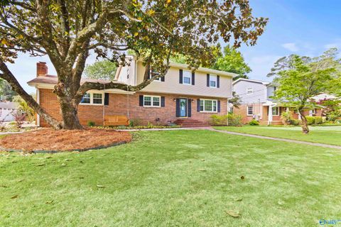 Photo of 1010 San Ramon Avenue SE, Huntsville, AL 35802 (MLS # 21917385)