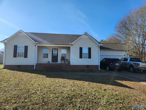 Photo of 40 Walley Drive, Arab, AL 35016 (MLS # 21909691)