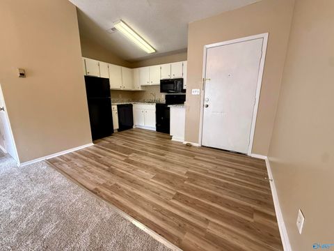 Condo For Sale - 6611-C Willow Pointe Drive #C<br/> Madison County, Huntsville, AL 35806