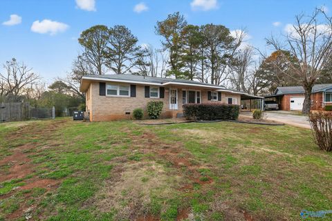 Photo of 3110 S Nevel Circle NW, Huntsville, AL 35810 (MLS # 21905631)