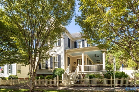 Homes For Sale - 14 NW Pawtucket Street<br/> Huntsville, AL 35806