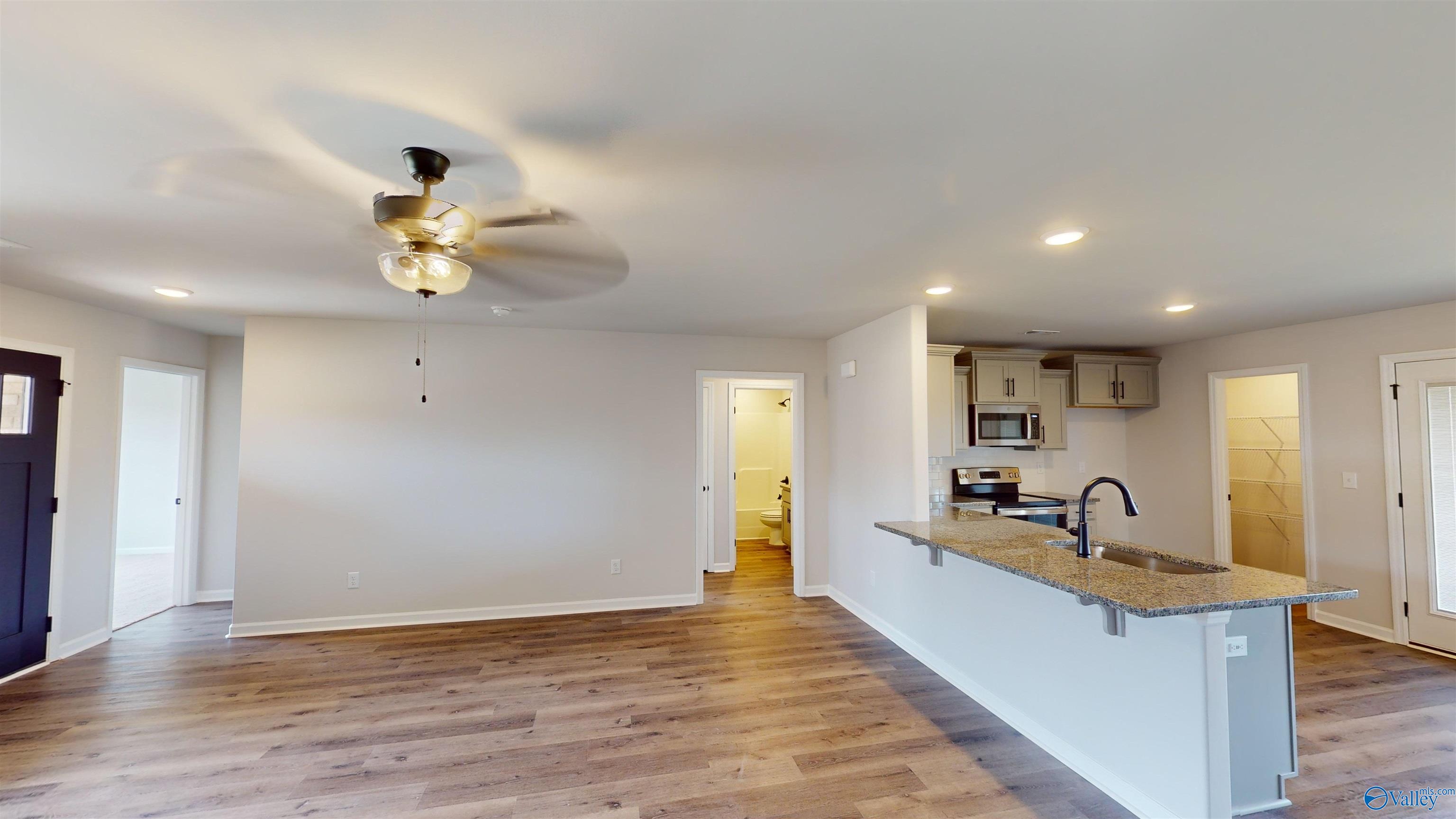 141 Domingues Avenue, Meridianville, Alabama image 4