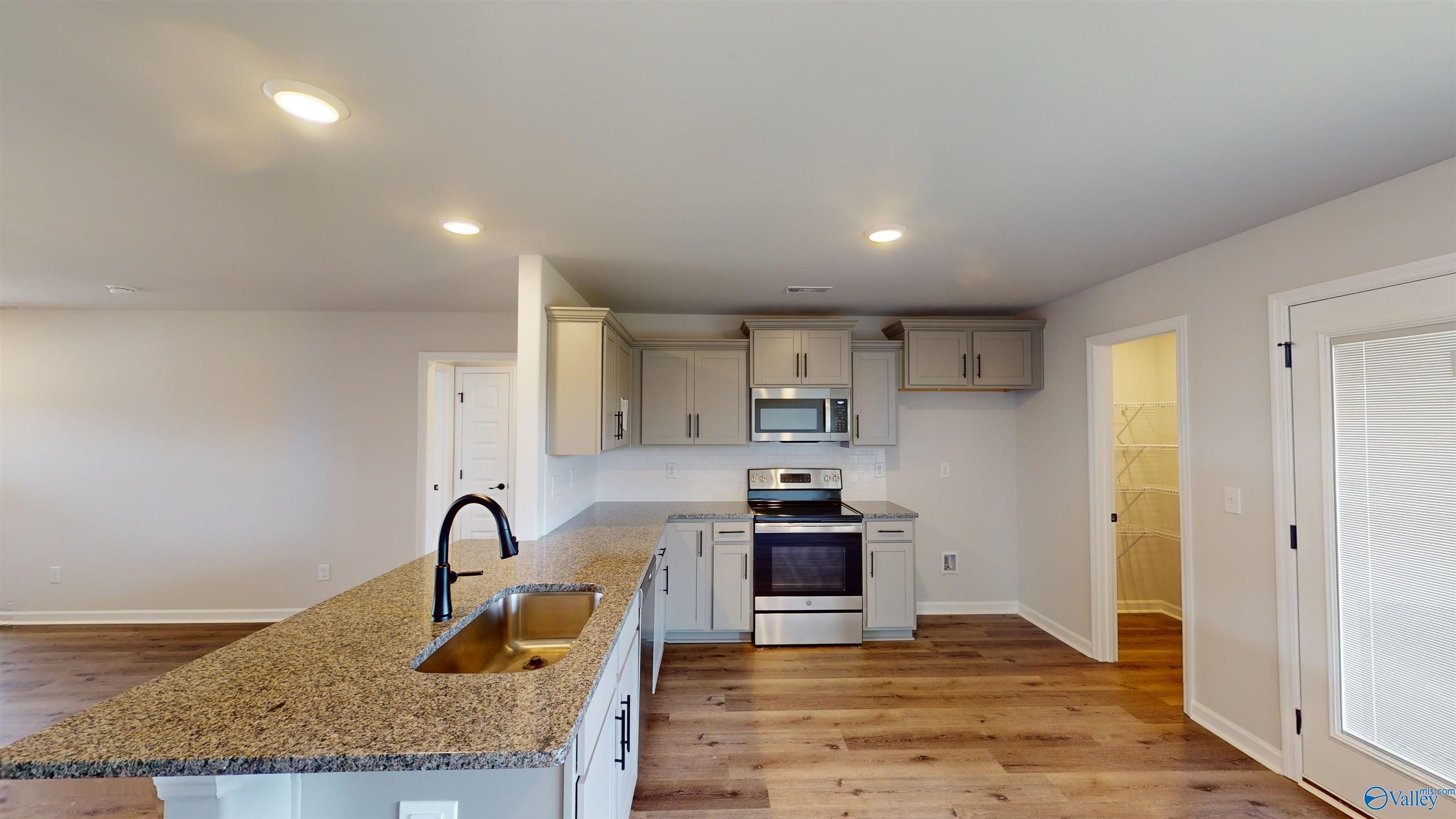141 Domingues Avenue, Meridianville, Alabama image 5