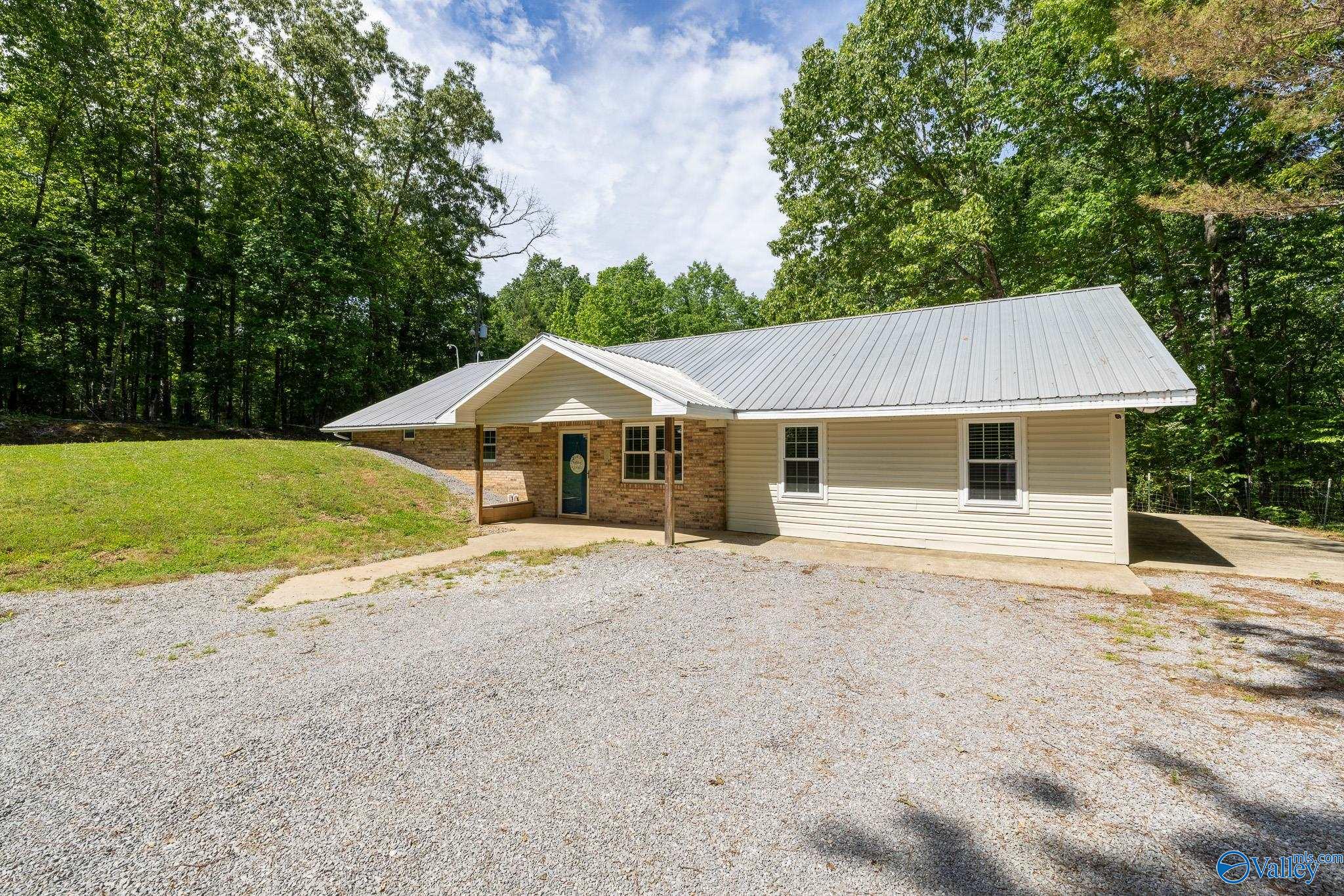308 Redwood Avenue, Hamilton, Alabama image 2