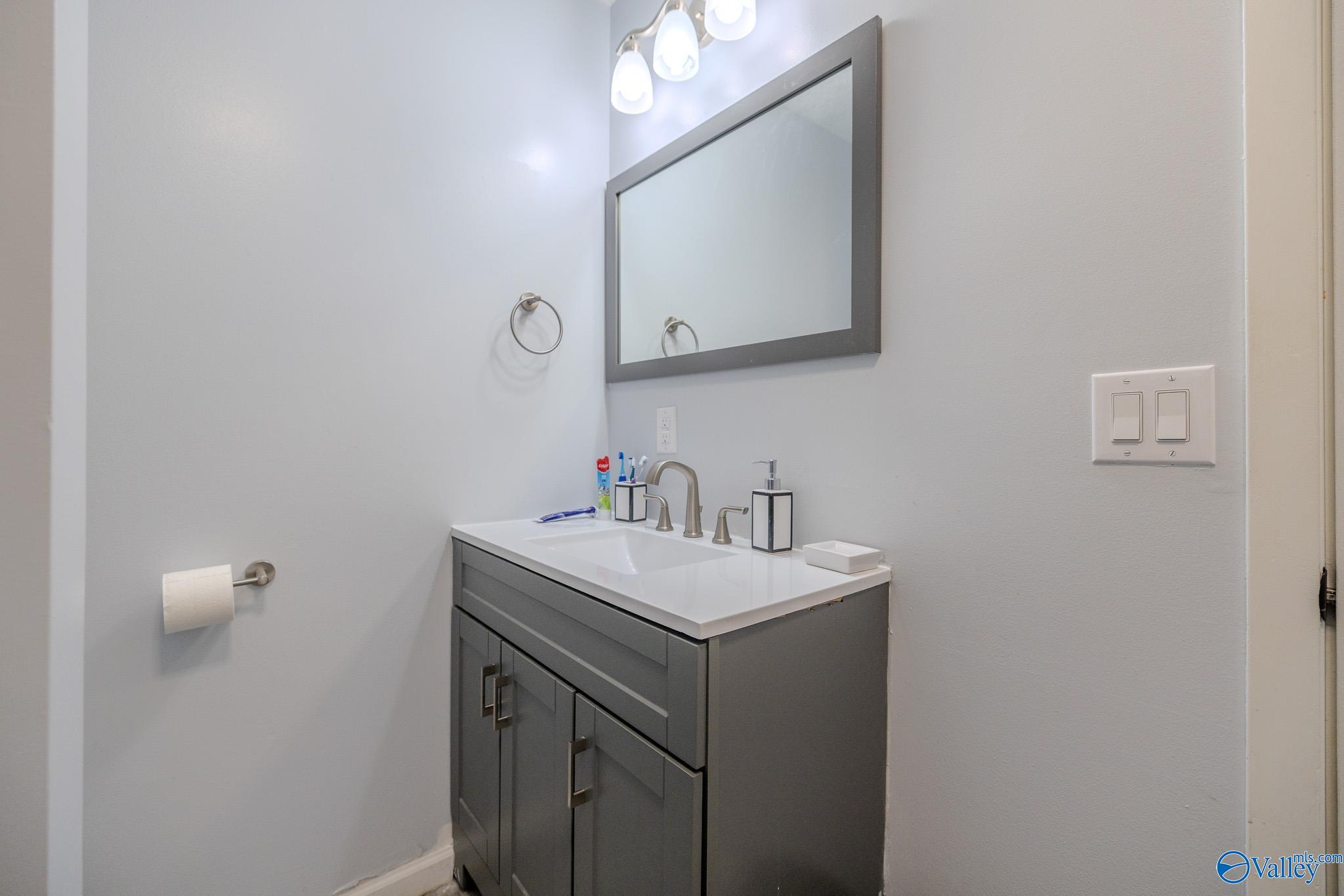 308 Redwood Avenue, Hamilton, Alabama image 32