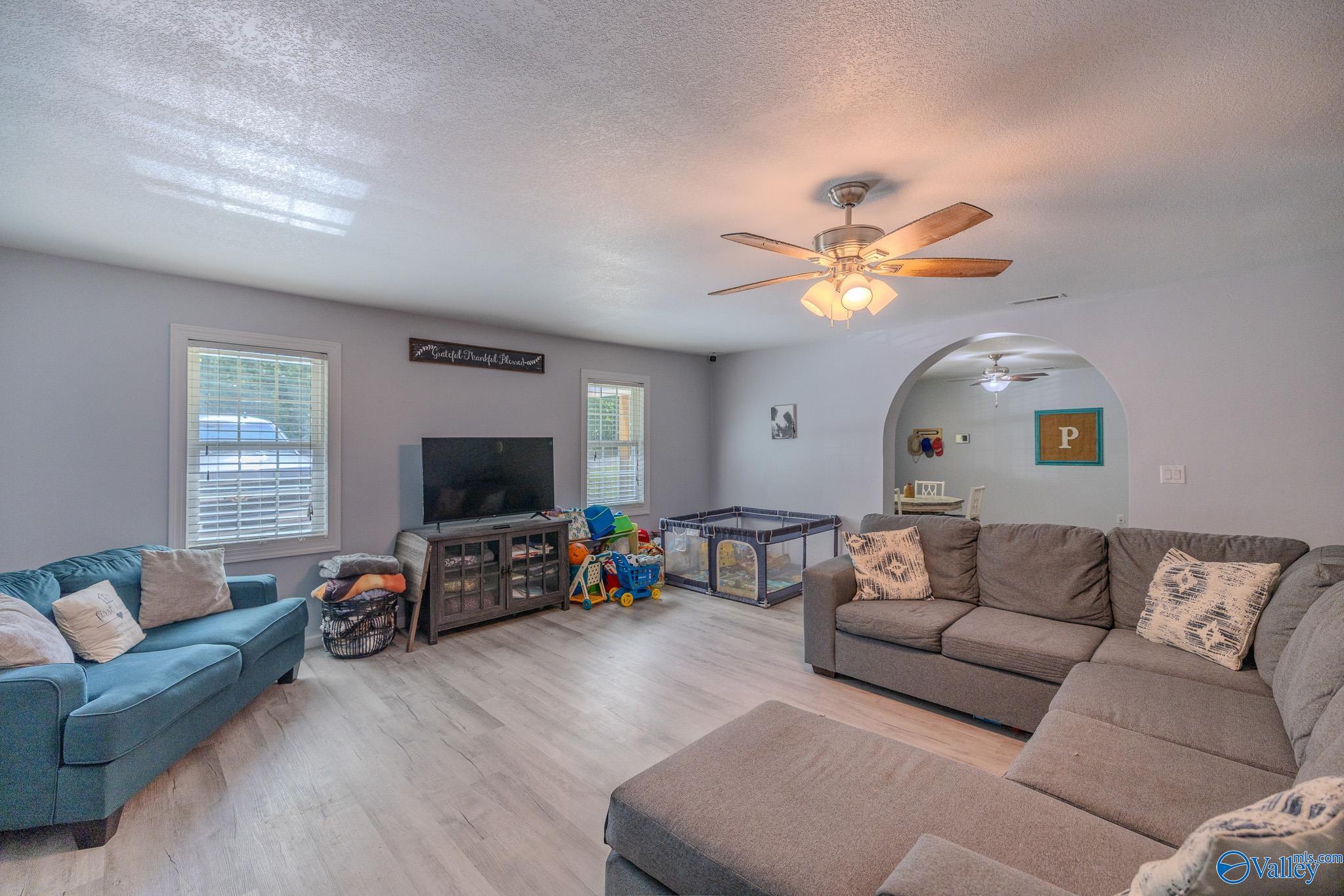 308 Redwood Avenue, Hamilton, Alabama image 10
