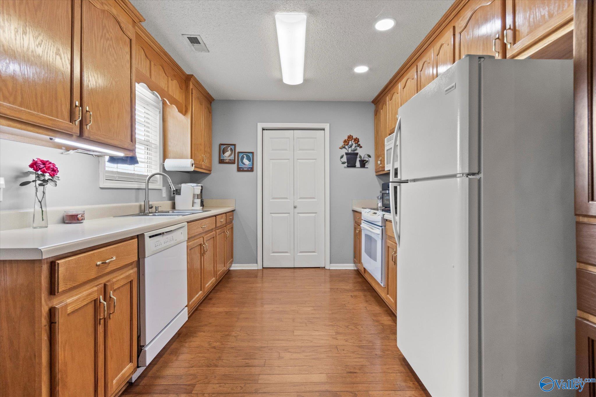 194 Bonaire Drive, Huntsville, Alabama image 11