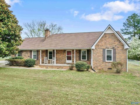 Photo of 19130 E Limestone Road, Athens, AL 35613 (MLS # 21912423)