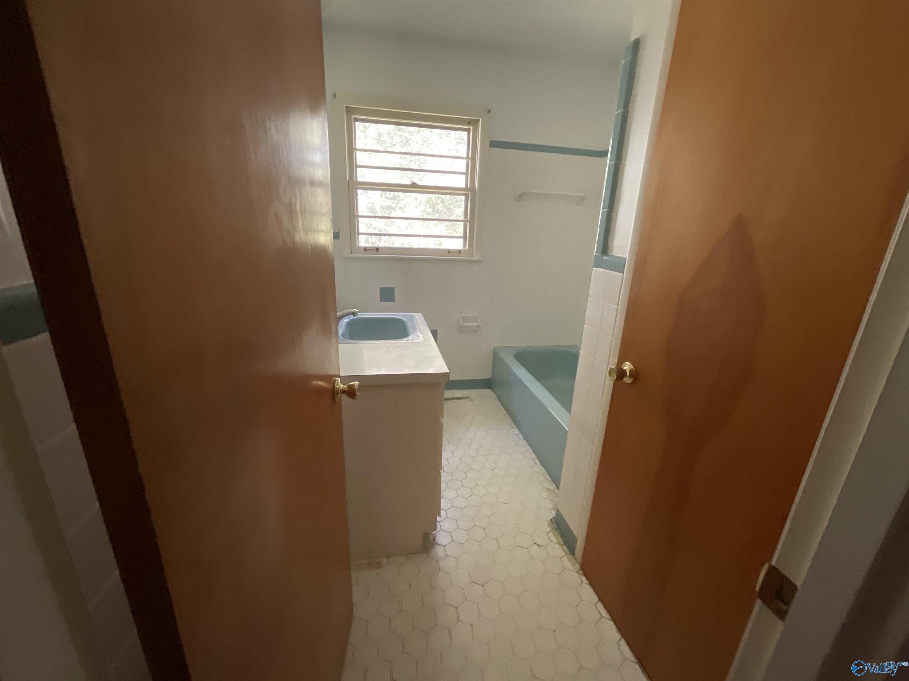 3931 Neptune Drive, Huntsville, Alabama image 11